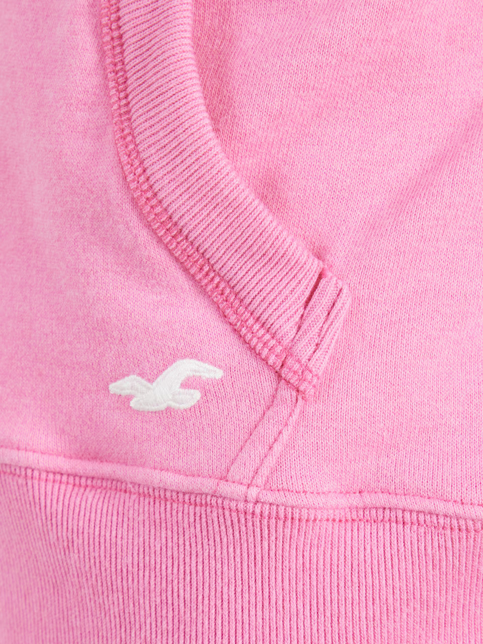 Hollister Cropped Graphic Zip-Up Hooded Sweatshirt