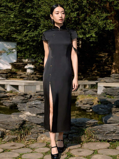 Obsidian Twilight Qipao
